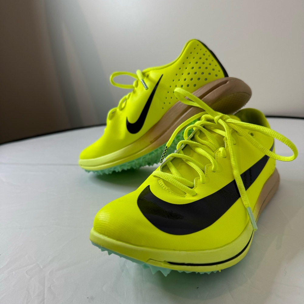 Size 8 - Nike Triple Jump Elite 2 Volt